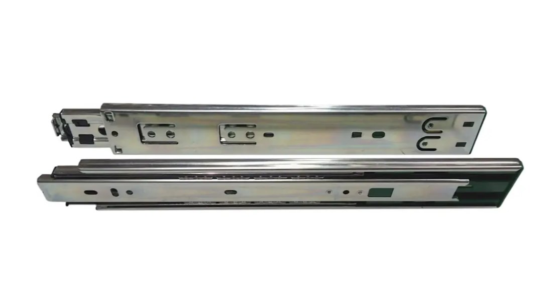 PK-L-H45-350-B Направ шарик Н45мм L350 мм 40 кг с доводчиком VERSALITE PLUS+,