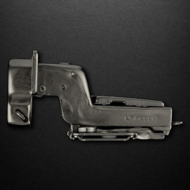 3D петля UNIHOPPER HUTTON с рег. дов, внутренняя, 45мм, с декор.накл.,черн.ник. (HG1133.C15.B.45.BN)