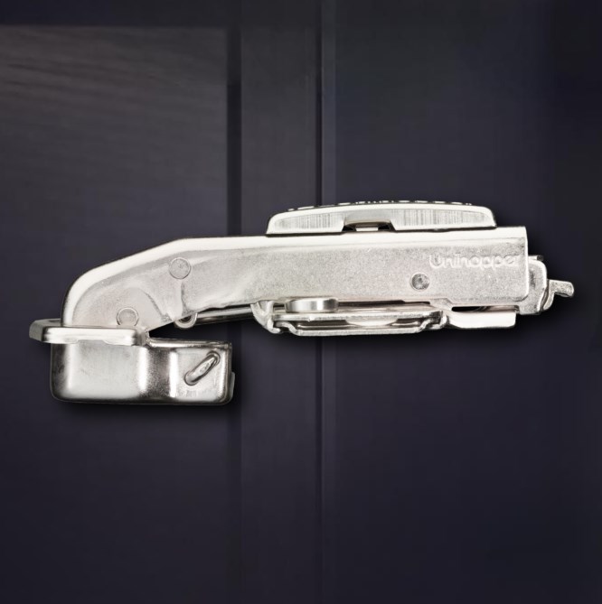 3D петля UNIHOPPER с доводчиком, 90°, 45 мм, с декор. накладкой (HG1407.C90.B.45)