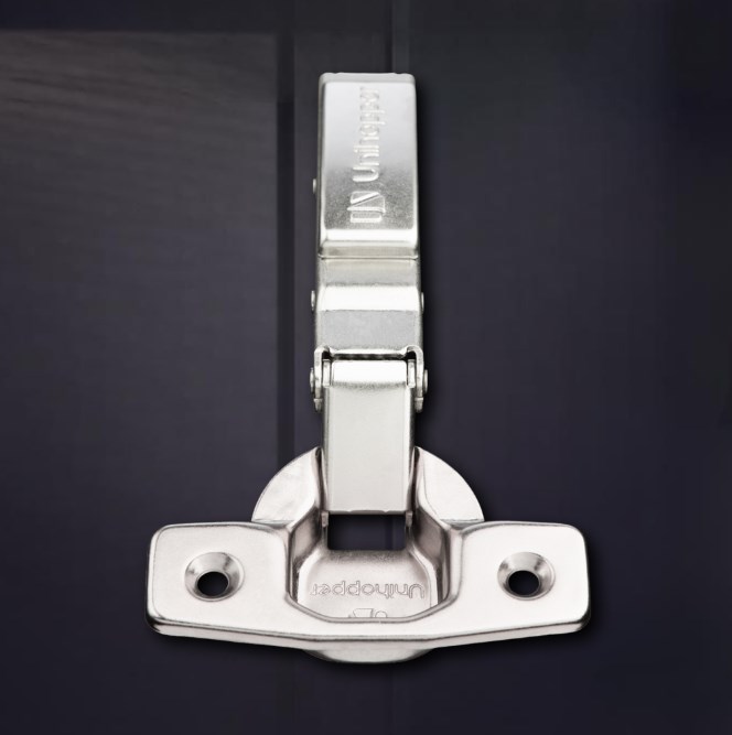 3D петля UNIHOPPER с доводчиком, накладная, 45 мм, с декор. накладкой (HG1112.C0.B.45)