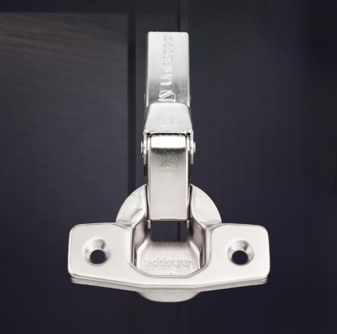 3D петля UNIHOPPER с доводчиком, внутренняя, 45 мм, с декор. накладкой (HG1112.C15.B.45)
