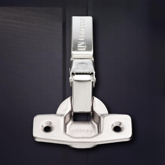 3D петля UNIHOPPER с доводчиком, полунакладная, 45 мм, с декор. накладкой (HG1112.C8.B.45)